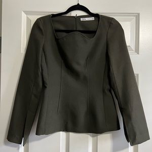 ZARA Viscose blend top. Curve neck with cuff slit sleeves.